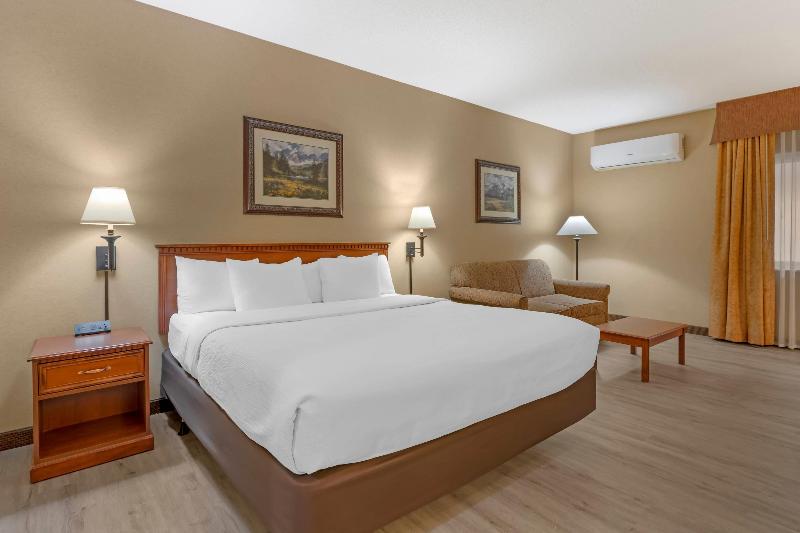 Quality Inn & Suites Wellington - Fort Collins image