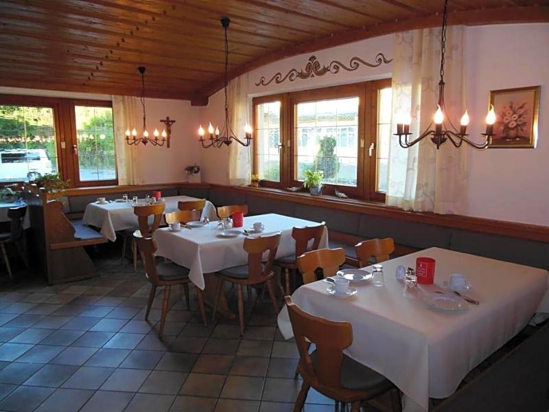 Gasthof Grüner Baum image