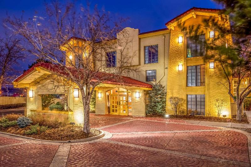 La Quinta Inn Colorado Springs Garden of the Gods image