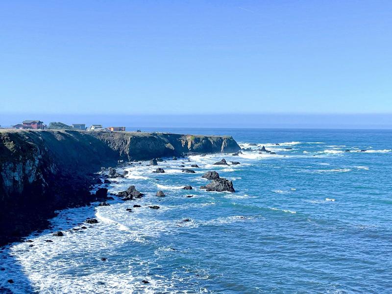 Glass Beach Inn