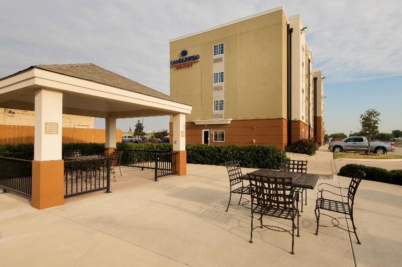Candlewood Suites West Fort Worth image