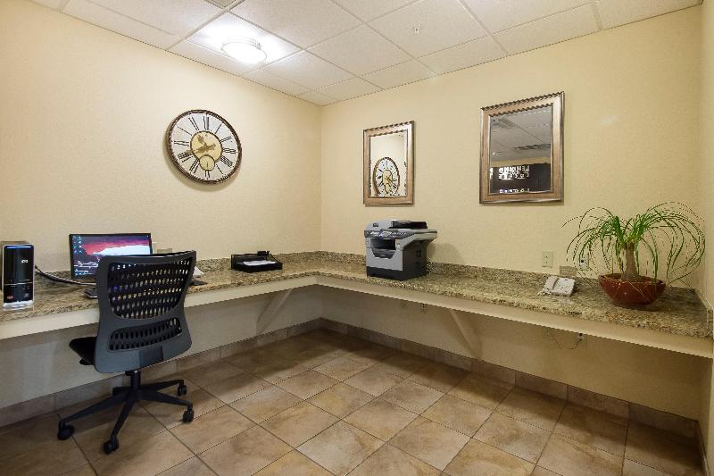 Candlewood Suites West Fort Worth image