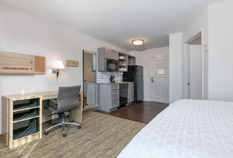 Candlewood Suites West Fort Worth image