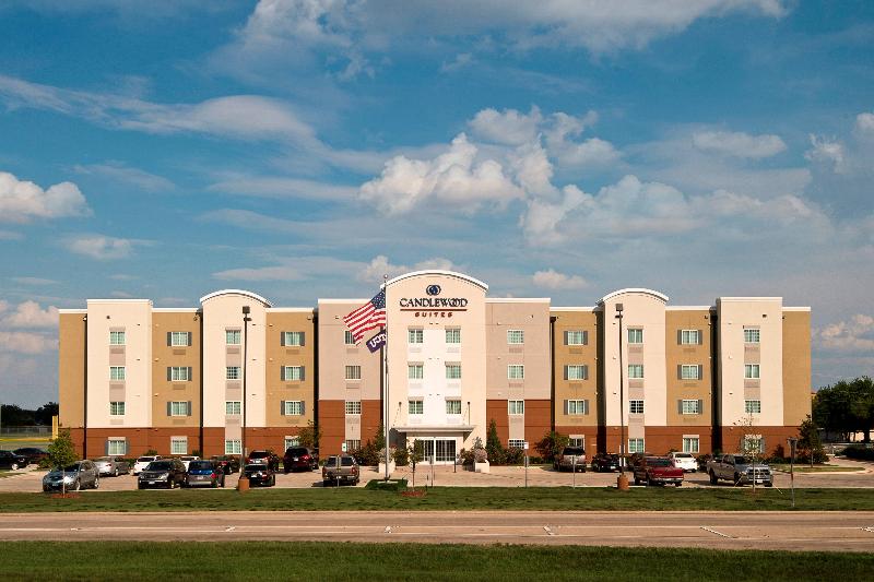 Candlewood Suites West Fort Worth image