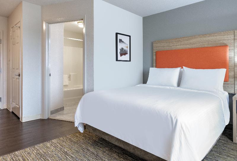 Candlewood Suites West Fort Worth image