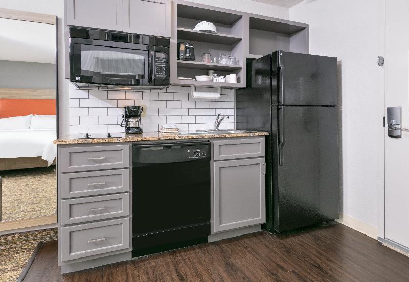 Candlewood Suites West Fort Worth image