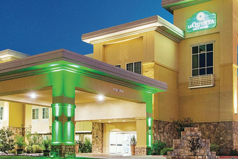 La Quinta Inn and Suites Forest Hill/ Fort Worth