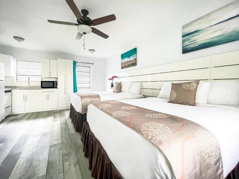 Silver Spray Motel - RB image