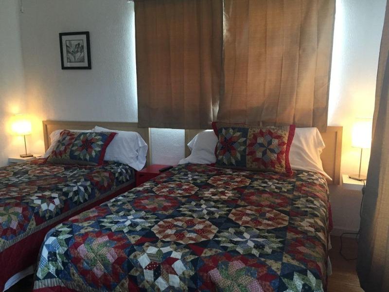 Silver Spray Motel - RB image
