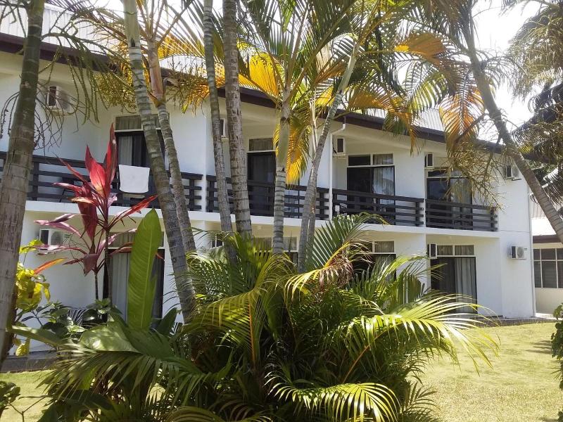 Hotel Oasis image