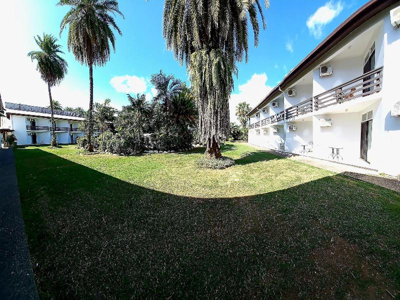 Hotel Oasis image