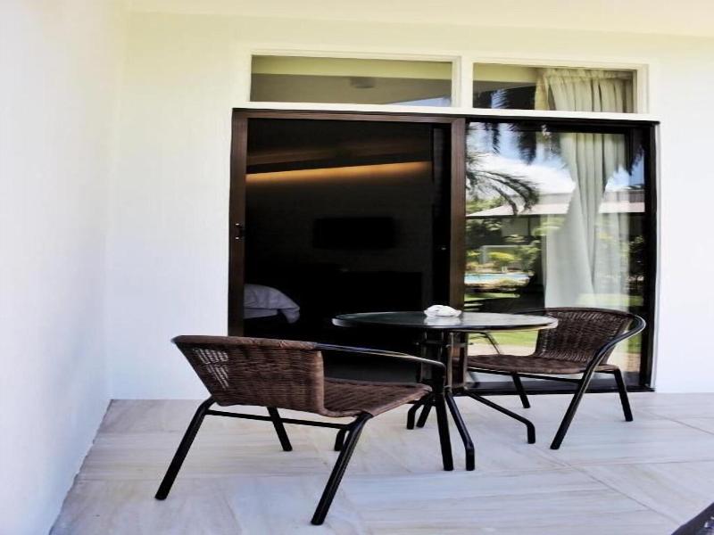 Hotel Oasis image
