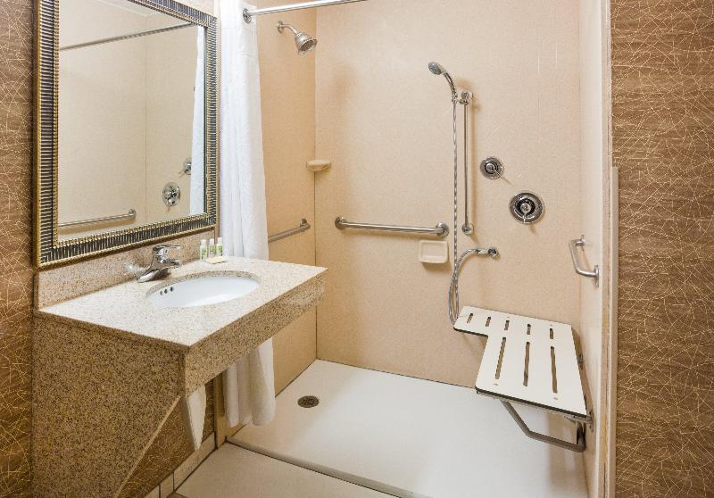 Best Western Fairmont image