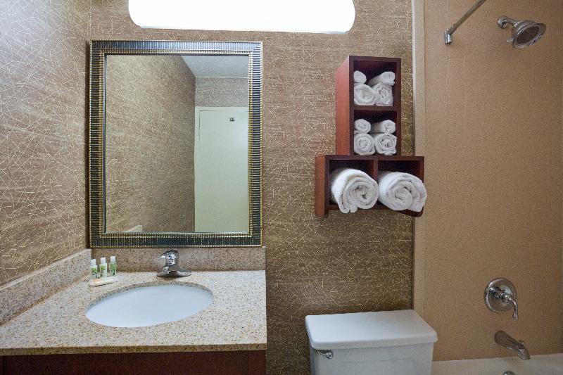 Best Western Fairmont image