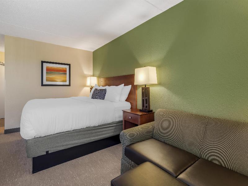 Best Western Fairmont image