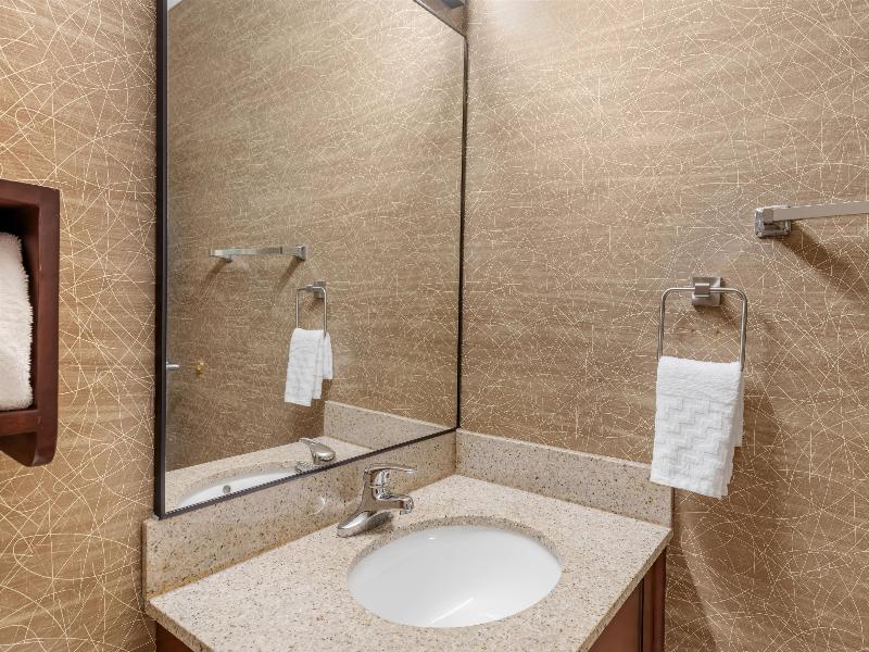 Best Western Fairmont image