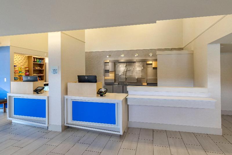 Holiday Inn Express Cape Coral - Fort Myers Area image