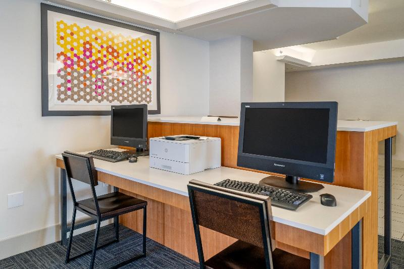 Holiday Inn Express Cape Coral - Fort Myers Area image
