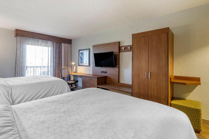 Holiday Inn Express Cape Coral - Fort Myers Area photo 10