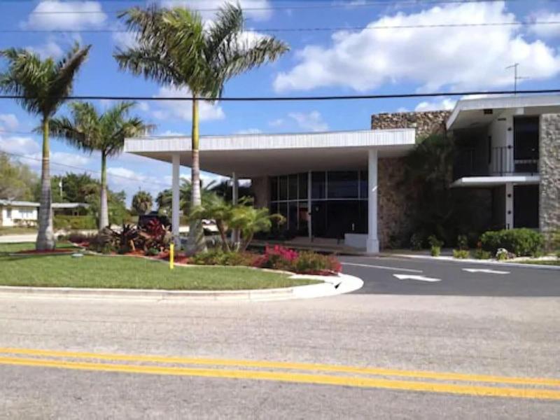 Dolphin Key Resort image
