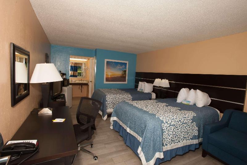 Hotel Days Inn by Wyndham Fort Myers Springs Resort