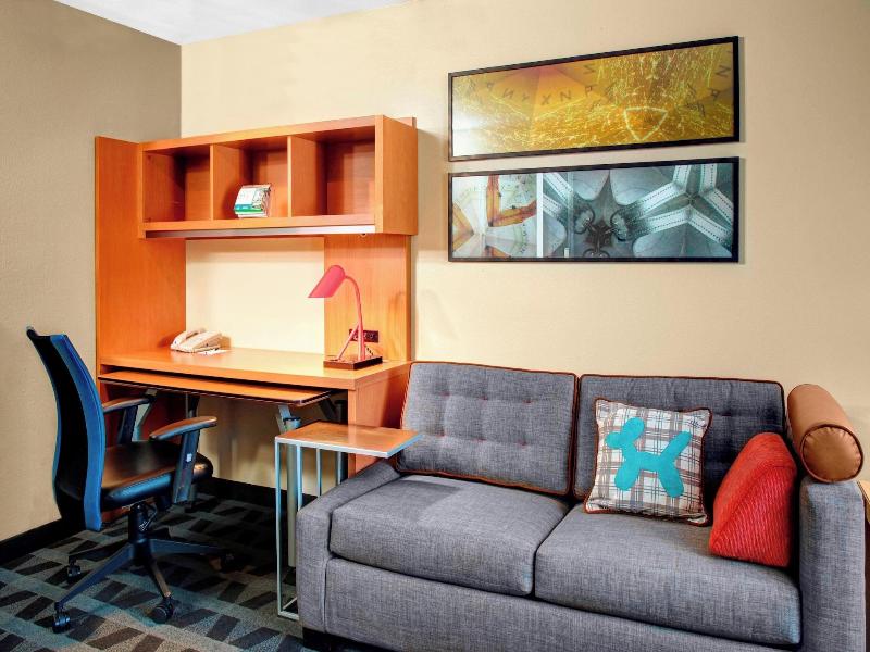 Towneplace Suites Fresno