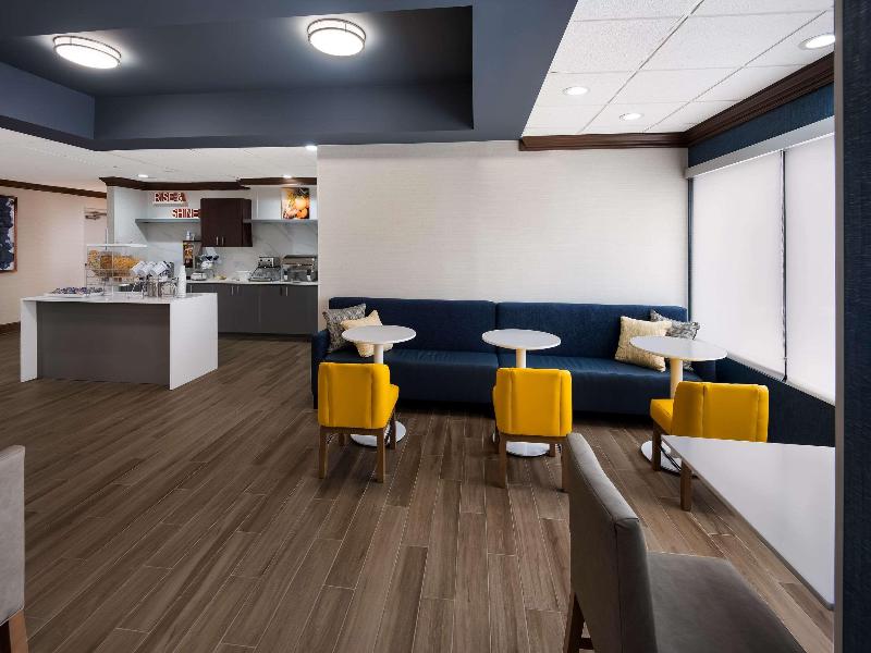 Comfort Inn & Suites Fishers - Indianapolis image