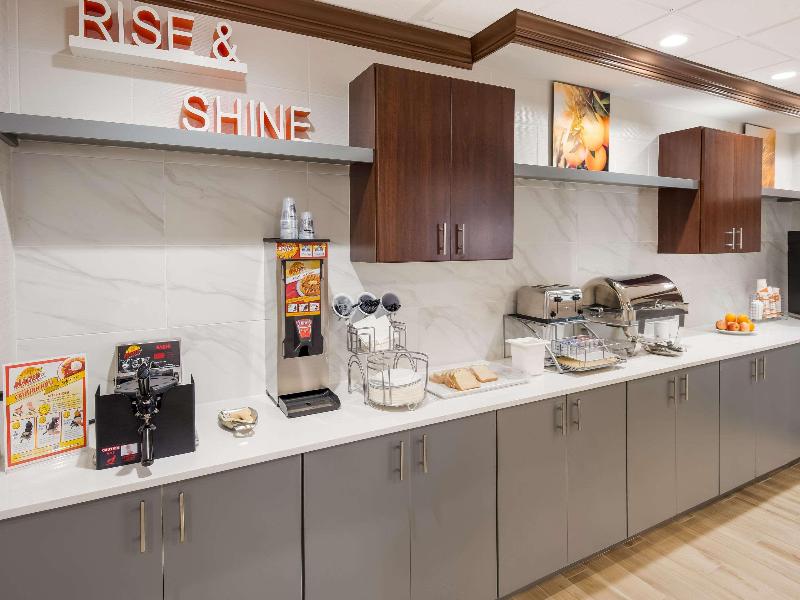 Comfort Inn & Suites Fishers - Indianapolis image