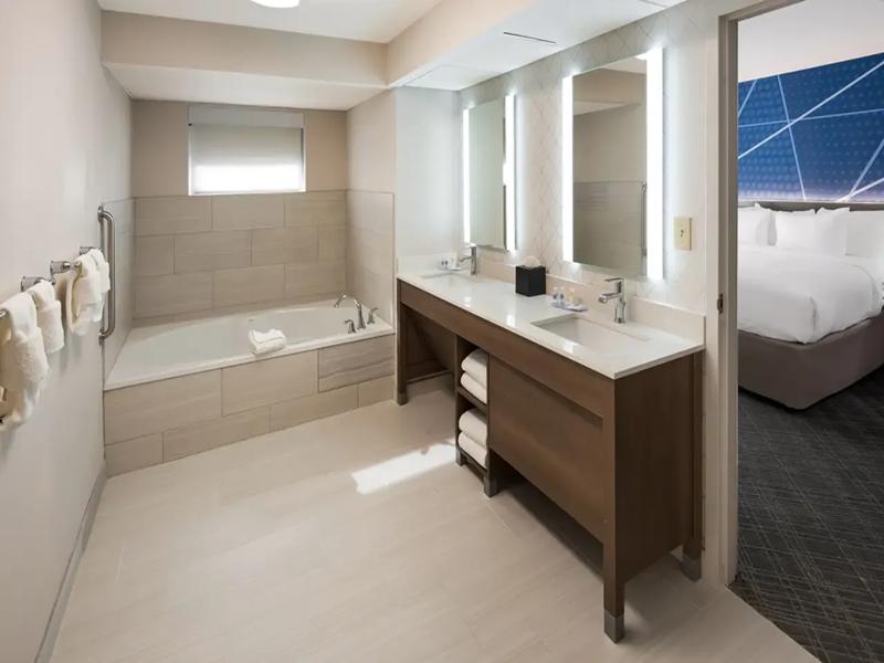 Comfort Inn & Suites Fishers - Indianapolis image
