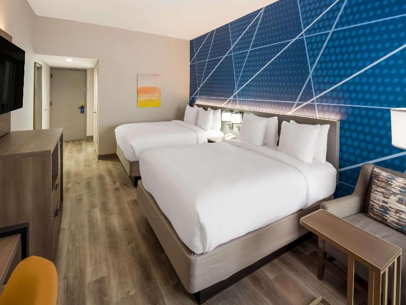 Comfort Inn & Suites Fishers - Indianapolis image