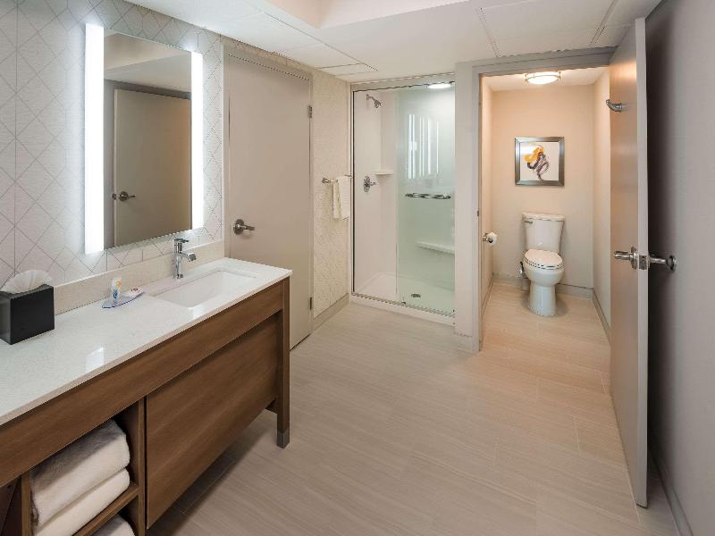 Comfort Inn & Suites Fishers - Indianapolis image