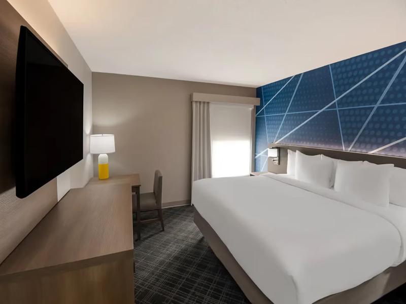 Comfort Inn & Suites Fishers - Indianapolis image