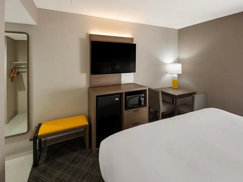 Comfort Inn & Suites Fishers - Indianapolis image