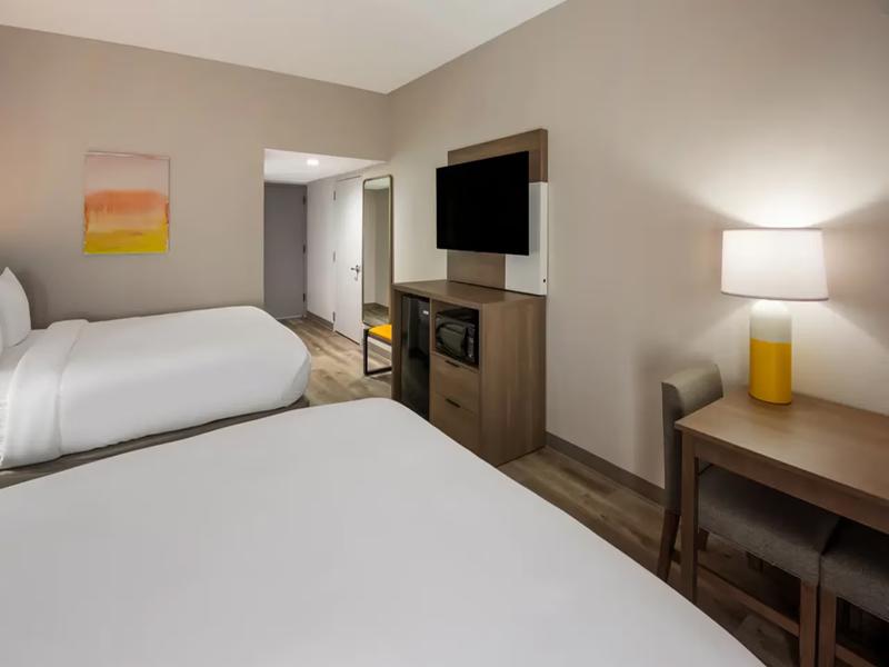 Comfort Inn & Suites Fishers - Indianapolis image