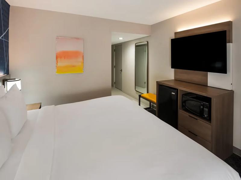Comfort Inn & Suites Fishers - Indianapolis image