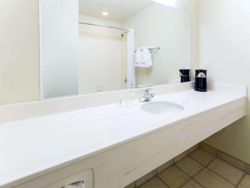 Days Inn by Wyndham Colorado Springs Airport image