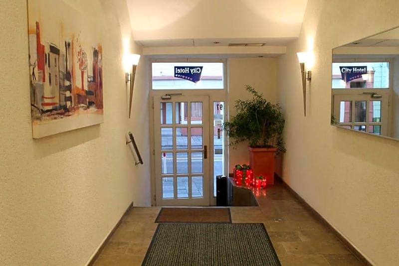 City Hotel Neuwied image
