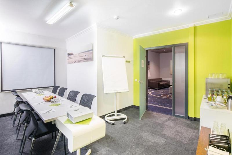Hotel Cult Frankfurt City image