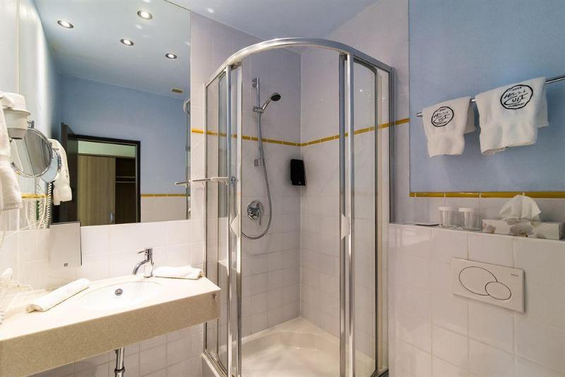 Hotel Cult Frankfurt City image