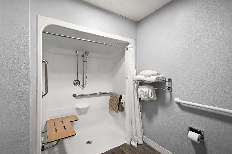 Best Western Fremont/Angola I-80/90 Toll Road image