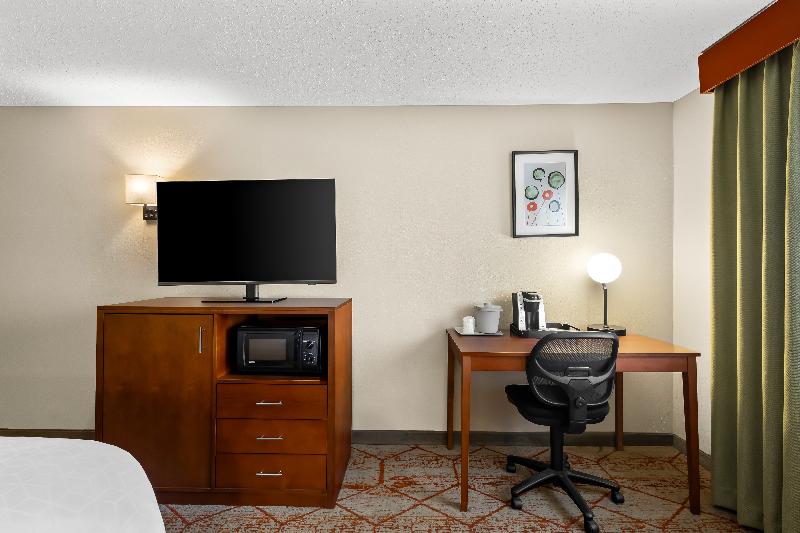 Best Western Fremont/Angola I-80/90 Toll Road image
