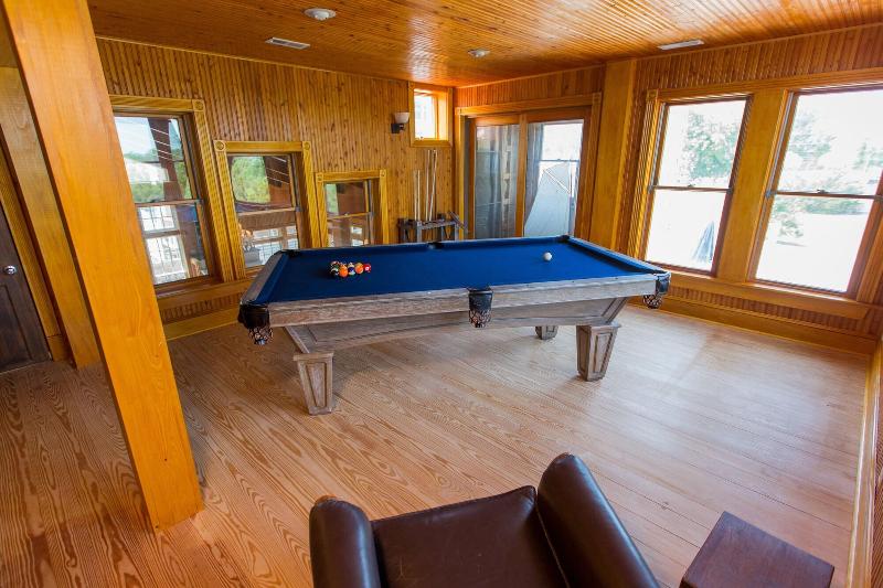 Burrus House Inn image