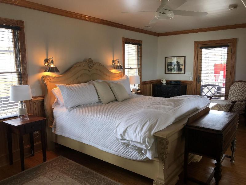 Burrus House Inn image