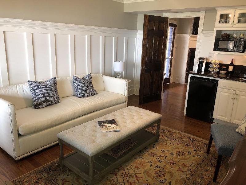 Burrus House Inn image