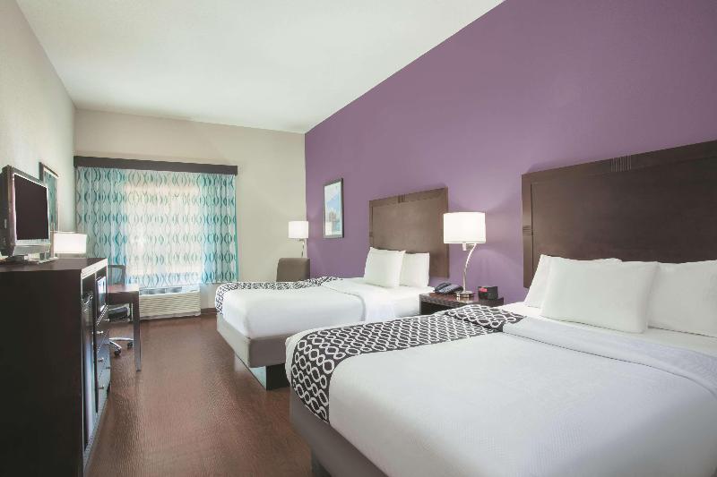 La Quinta Inn & Suites Ft. Walton Beach image