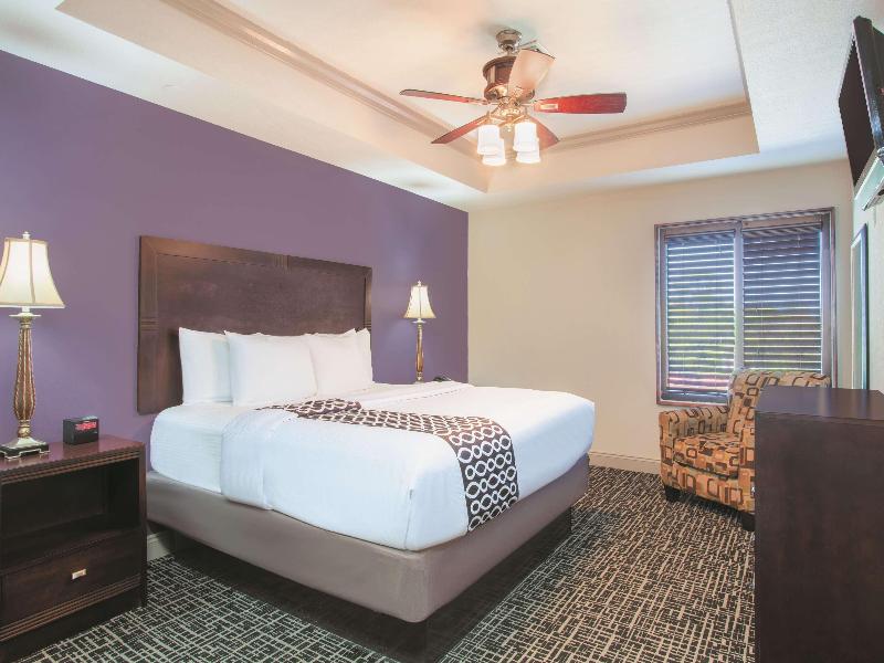 La Quinta Inn & Suites Ft. Walton Beach image
