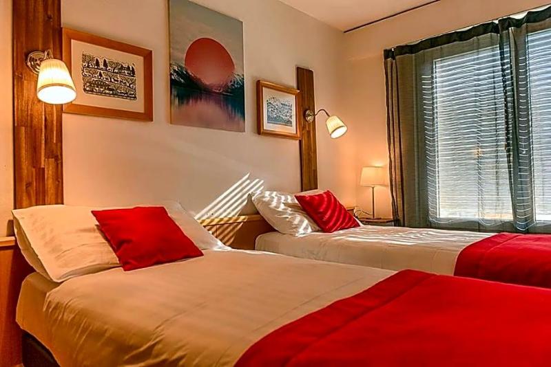 Hotel des Alpes image