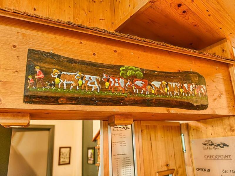 Hotel des Alpes image