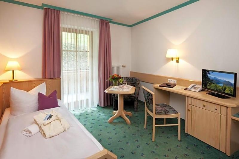 Alpenhotel Pfronten - geschlossen image