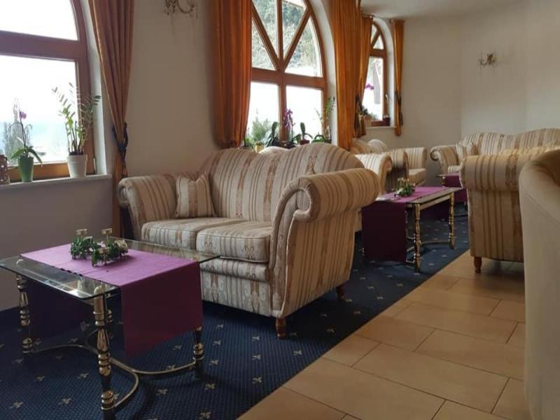 Wellnesshotel Basler Hof am Schlosswald image